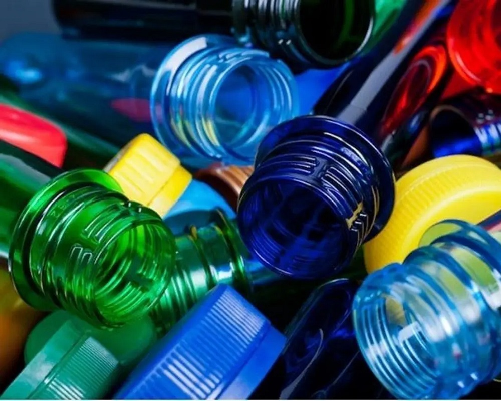 Impuesto especial sobre los envases de plástico no reutilizables